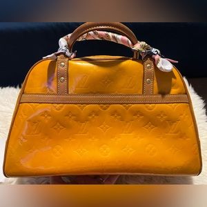 Tompkins Square Boston Vernis Bag Authentic